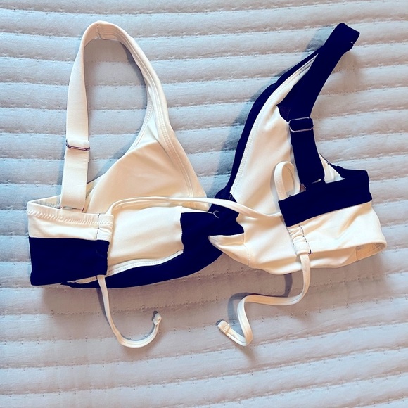 Black and Ivory Twist Front Bikini Top - Picture 4 of 6